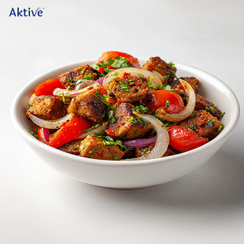 Soya chunks with sauteed veggies in a bowl